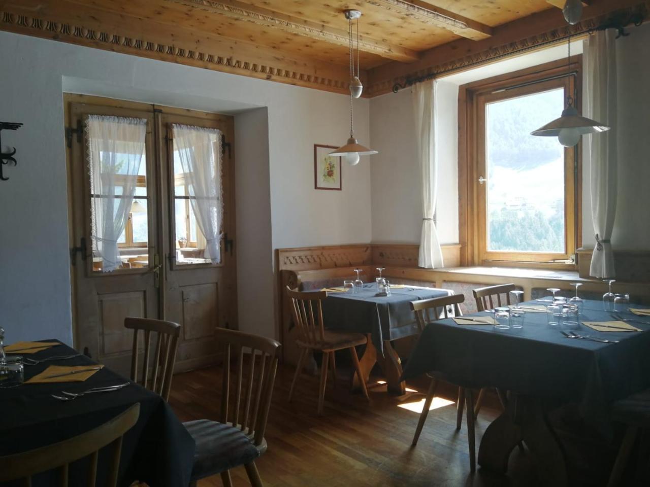Отель Gasthaus Weisskugel Маллес-Веноста Экстерьер фото
